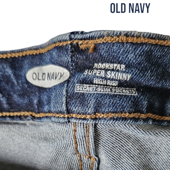 Old Navy Rockstar Super Skinny High Rise Jeans - Picture 6 of 7